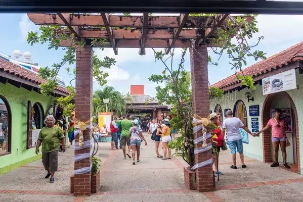 pointe seraphine. Isla Saint Lucia