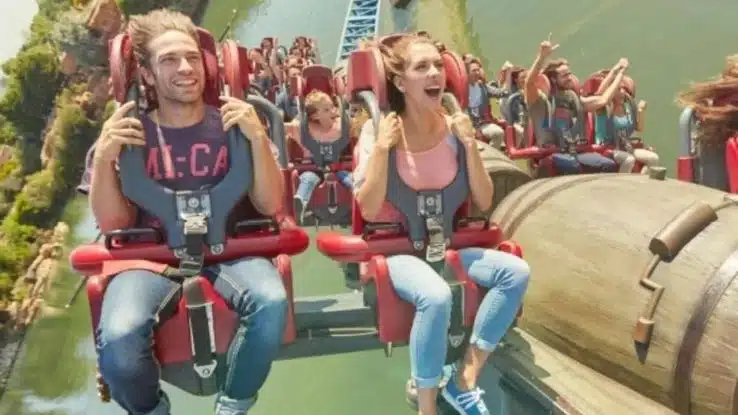 montaña rusa furius baco