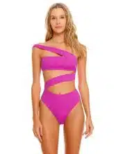 cut out agua bendita