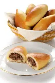 Platos típicos de Europa del Este. Piroshki