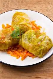 Platos típicos de Europa del Este. Sarmale