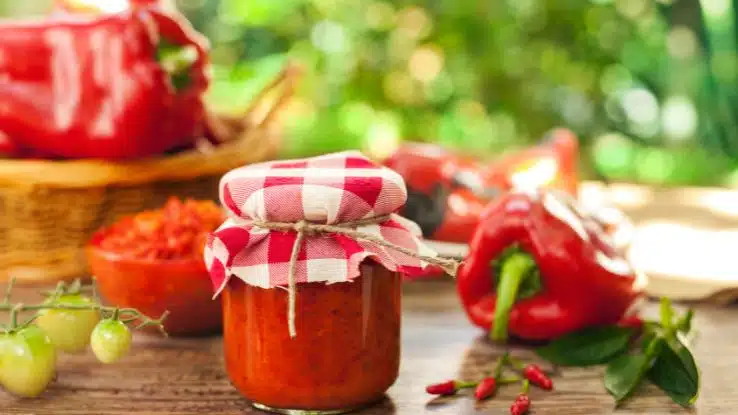 Salsa Ajvar, la crema de pimentón de los Balcanes